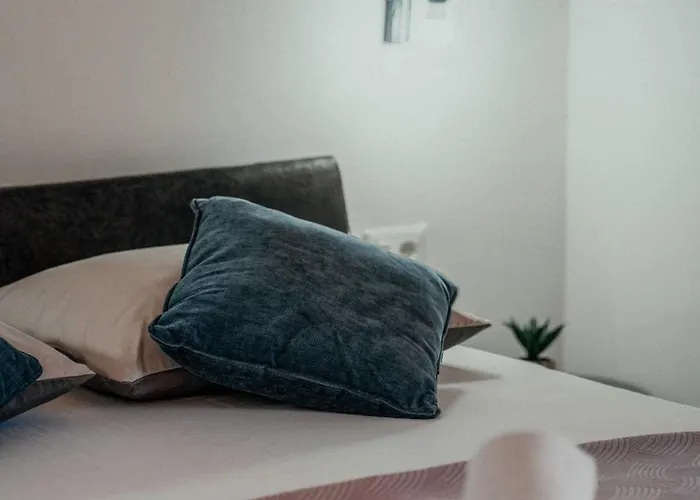 Jukan * Vrulje (Kornati)